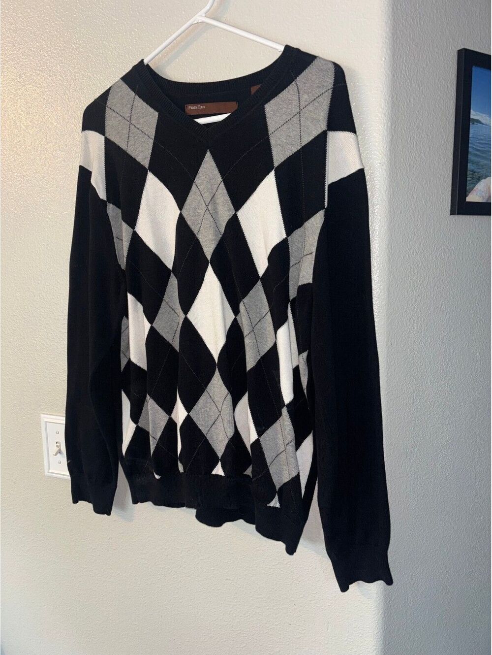 Perry Ellis Men L Argyle V-Neck Sweater 100% Cotton RN 37763